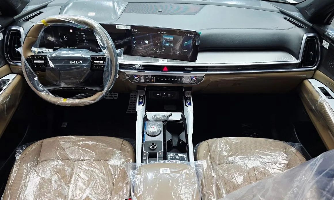Kia Sorento — фото 10