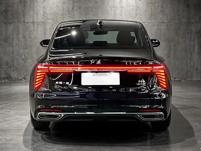 Hongqi H5 — фото 3