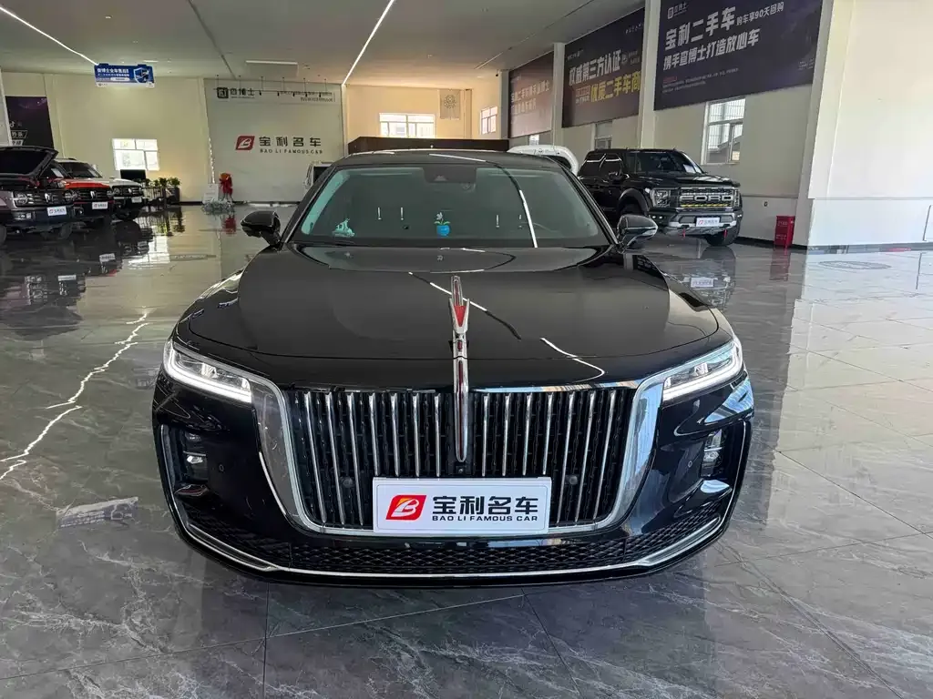 Hongqi H9 — фото 1
