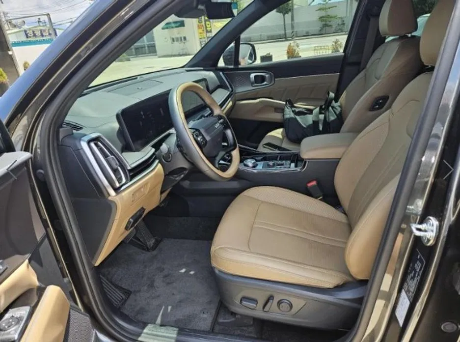 Kia Sorento — фото 9
