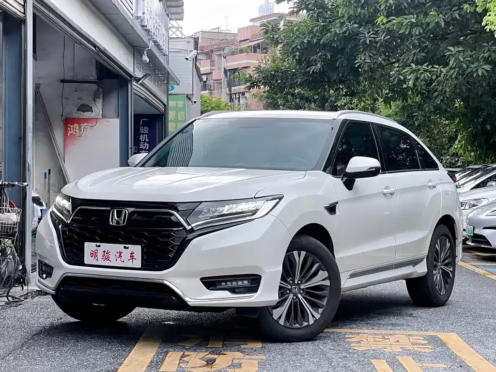 Honda UR-V — фото 1