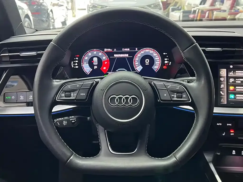 Audi A3 — фото 7