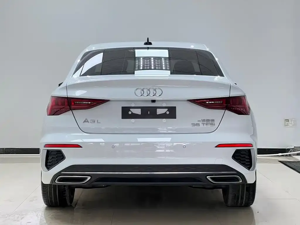 Audi A3 — фото 2
