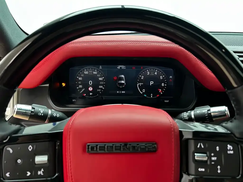 Land Rover Defender — фото 10