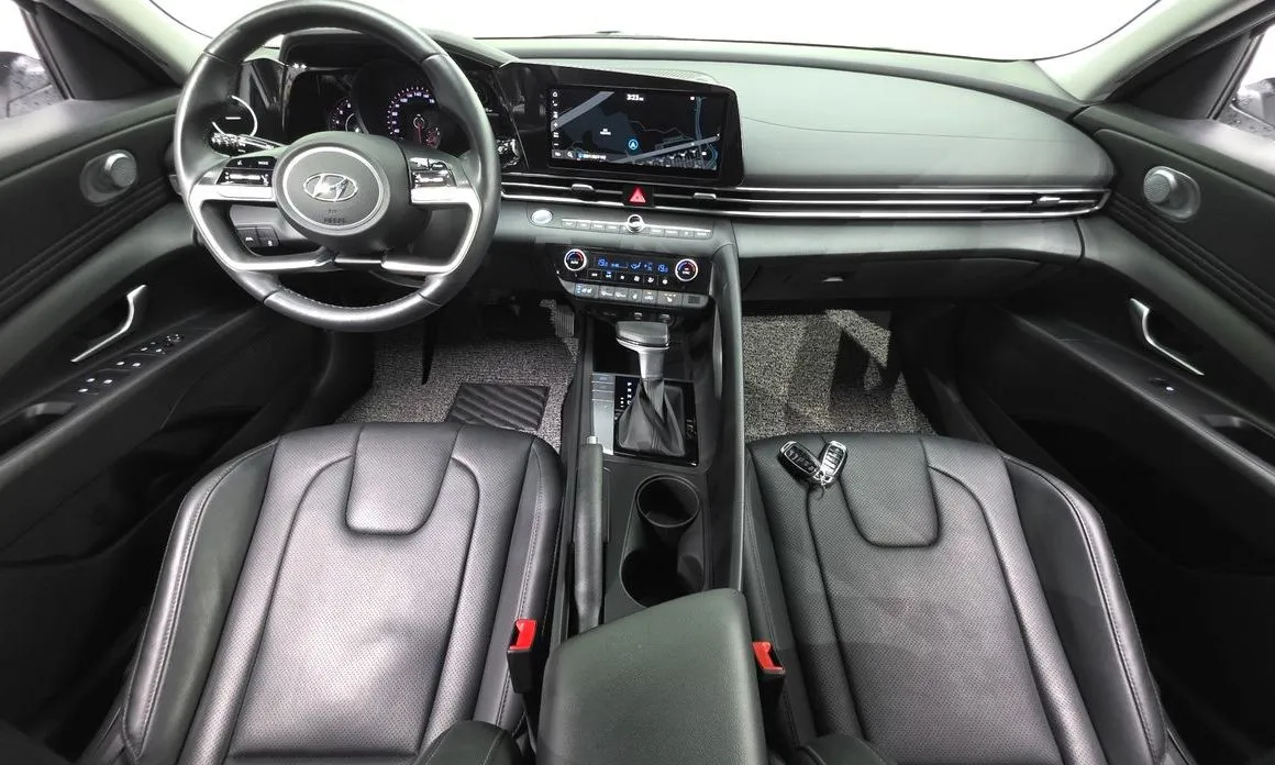 Hyundai AVANTE — фото 3