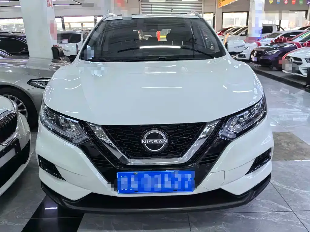 Nissan Qashqai — фото 5