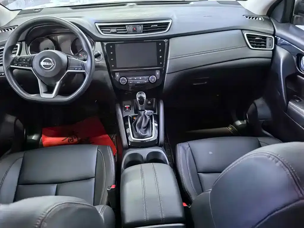 Nissan Qashqai — фото 10