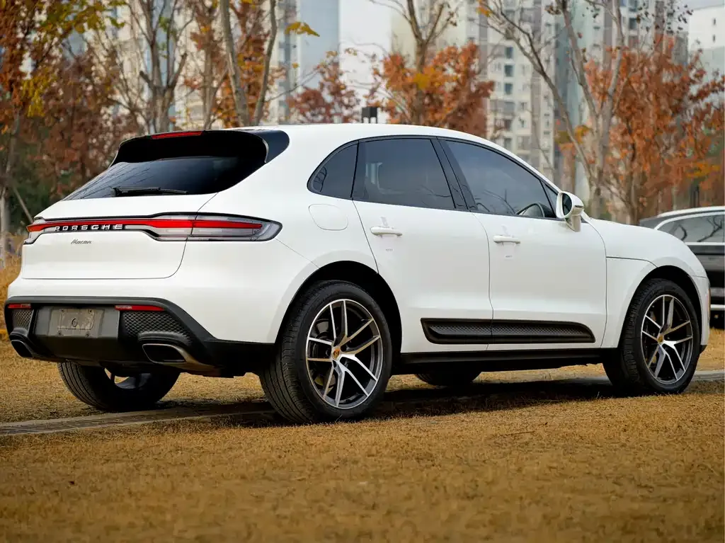 Porsche Macan — фото 7