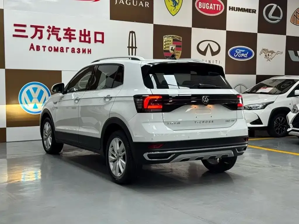 Volkswagen T-Cross — фото 9