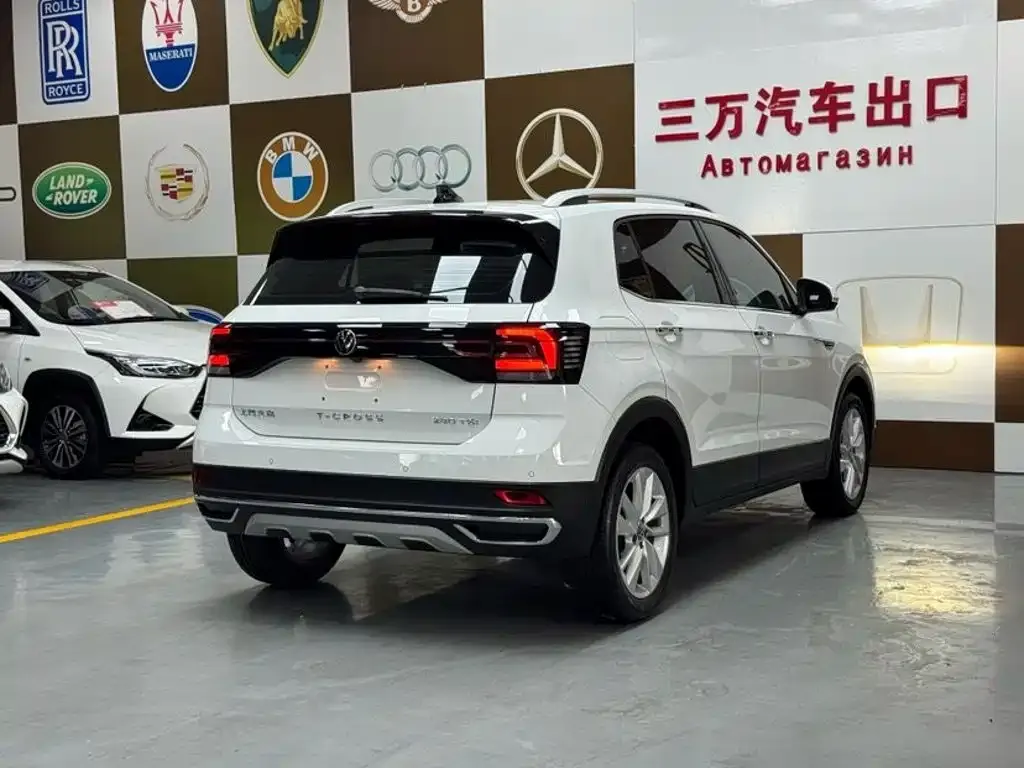 Volkswagen T-Cross — фото 10