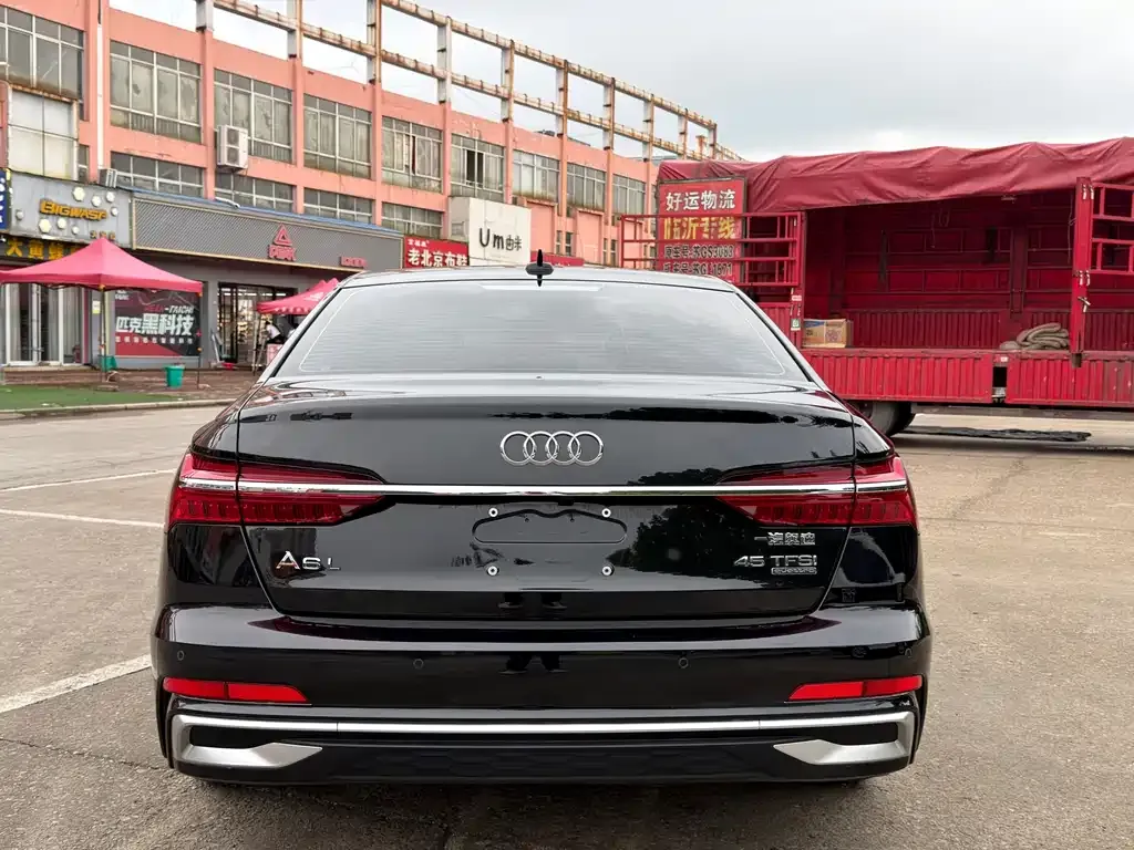 Audi A6L — фото 7