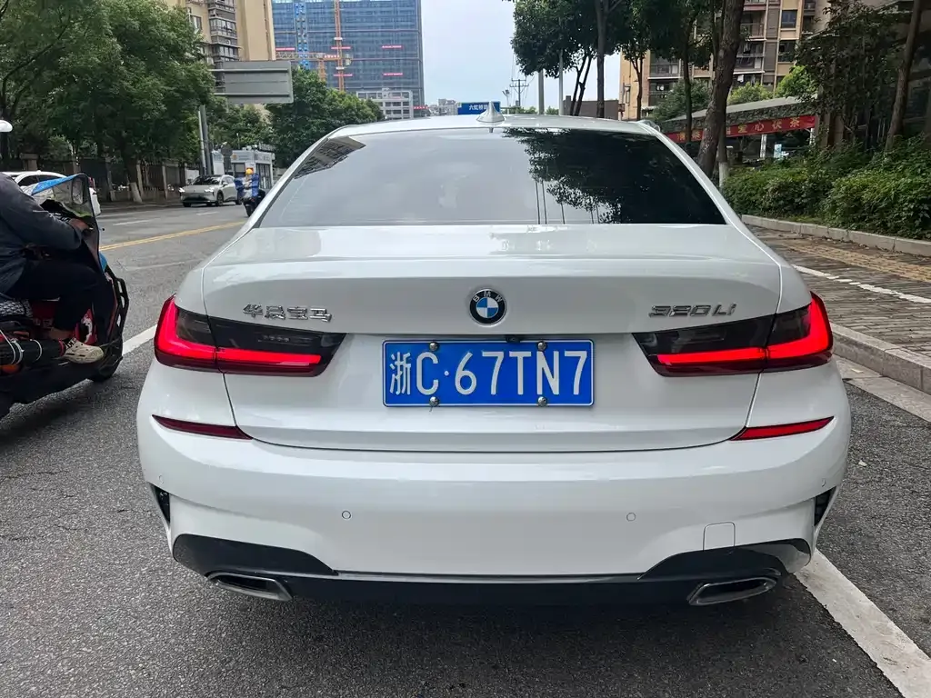 BMW 3 Series 2022 из CN, фото 10