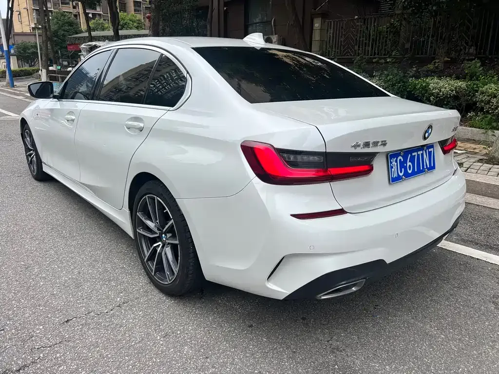 BMW 3 Series 2022 из CN, фото 9