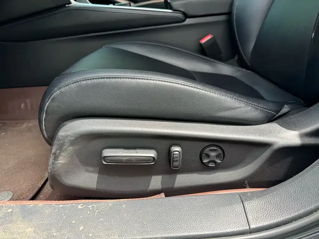 Honda Accord — фото 9