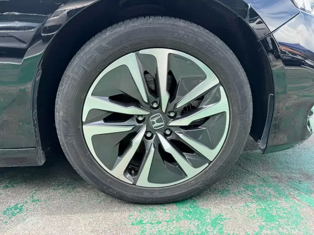 Honda Accord — фото 3