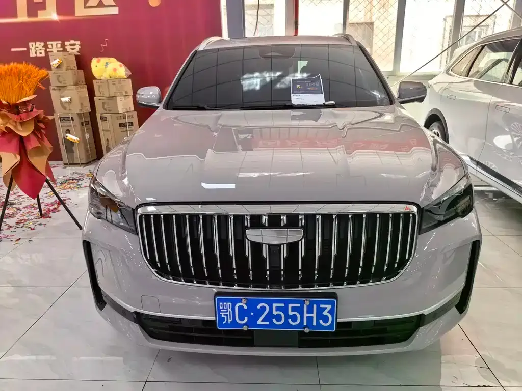 Geely Xingyue L — фото 4