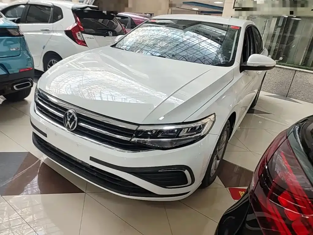Volkswagen Bora 2024 из CN, фото 2