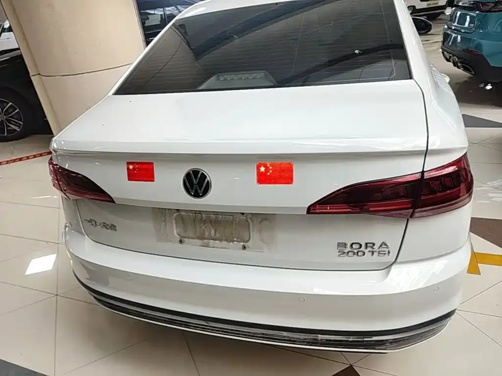 Volkswagen Bora 2024 из CN, фото 8