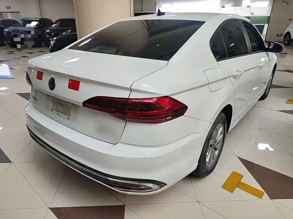 Volkswagen Bora 2024 из CN, фото 7