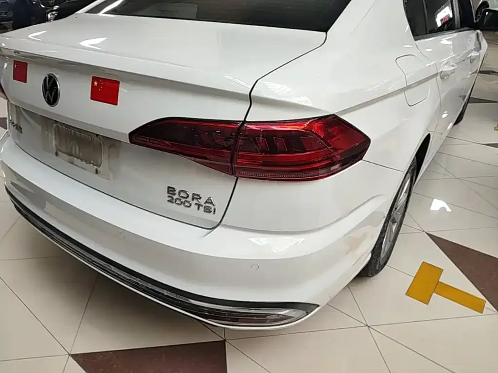 Volkswagen Bora 2024 из CN, фото 9
