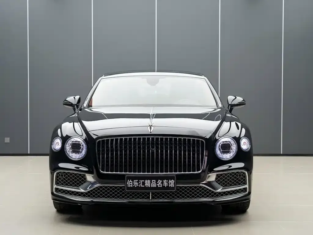 Bentley Flying Spur — фото 5