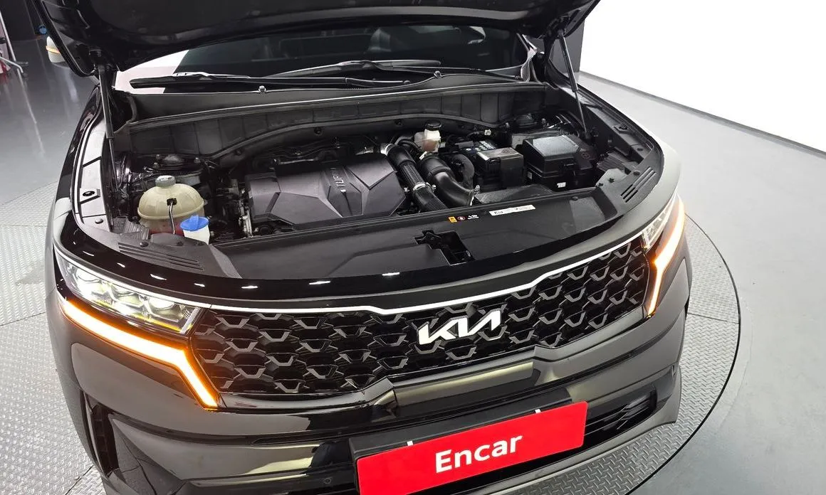 Kia Sorento — фото 9