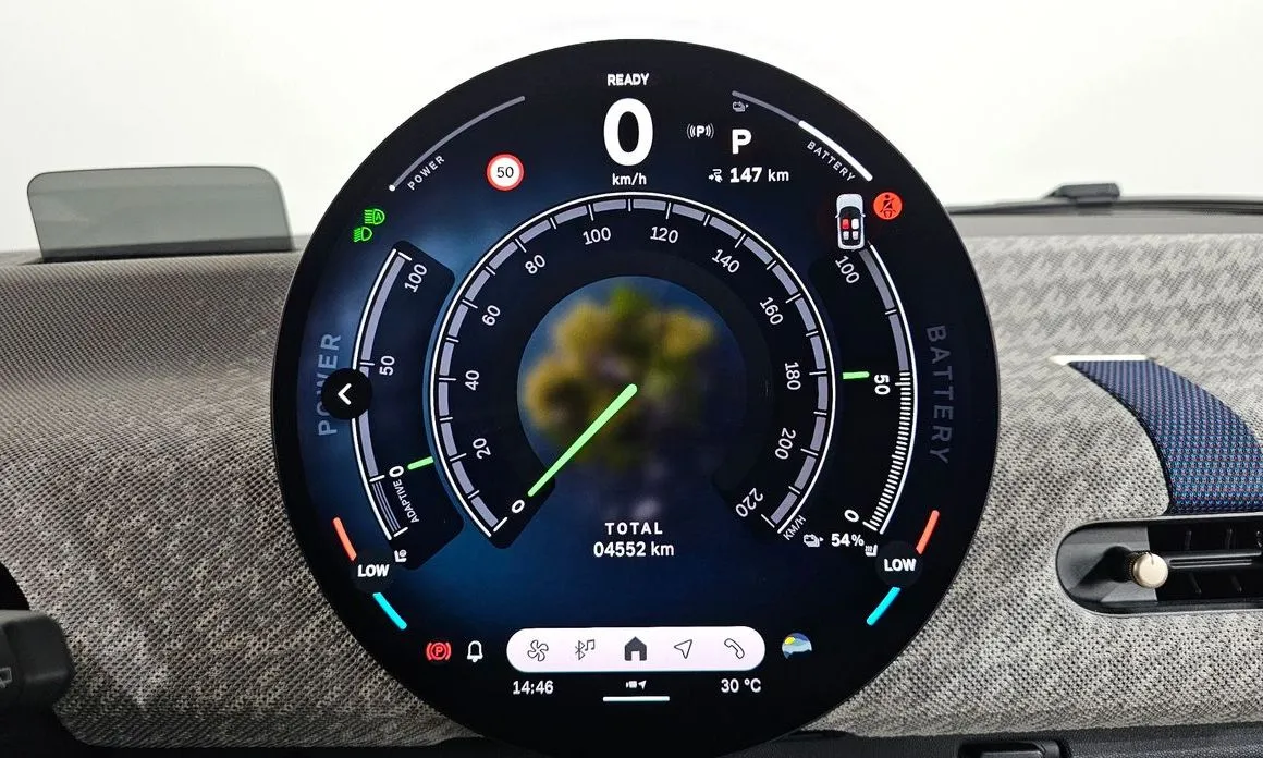 Mini Cooper 2024 из KR, фото 10