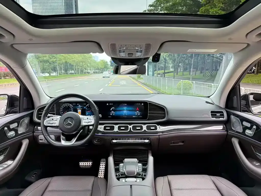 Mercedes-Benz GLS — фото 2