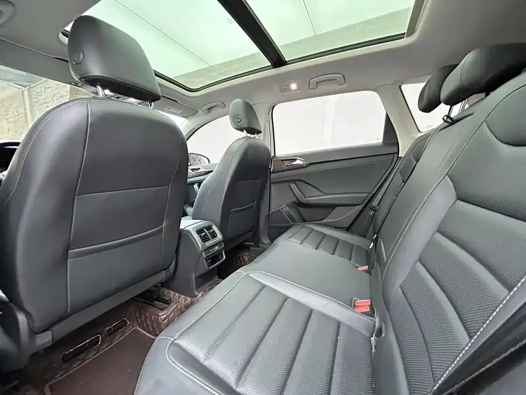 Volkswagen Tharu 2022 из CN, фото 3
