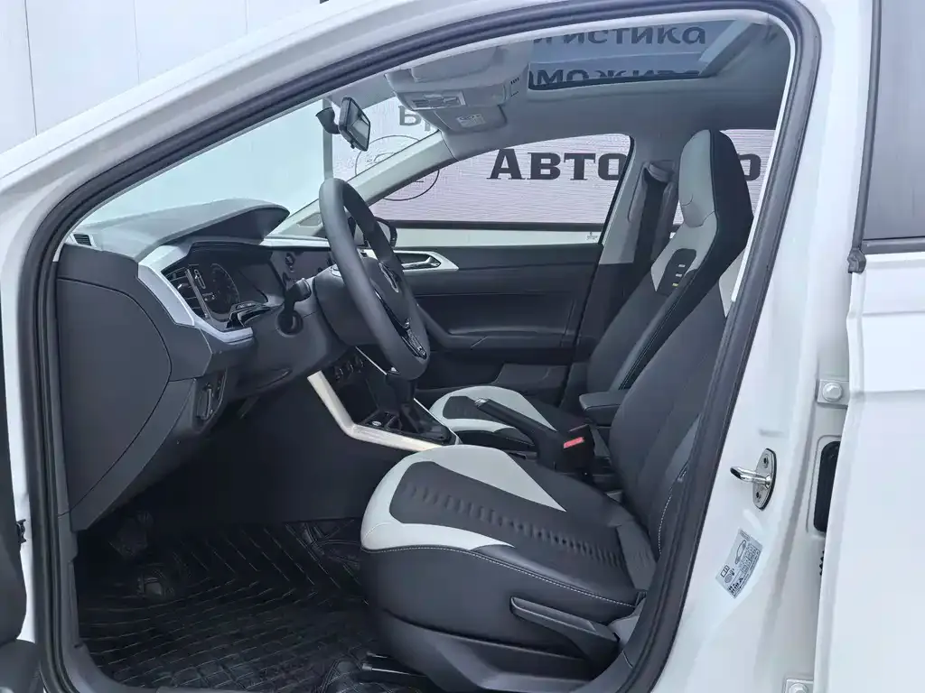 Volkswagen Polo 2022 из CN, фото 6