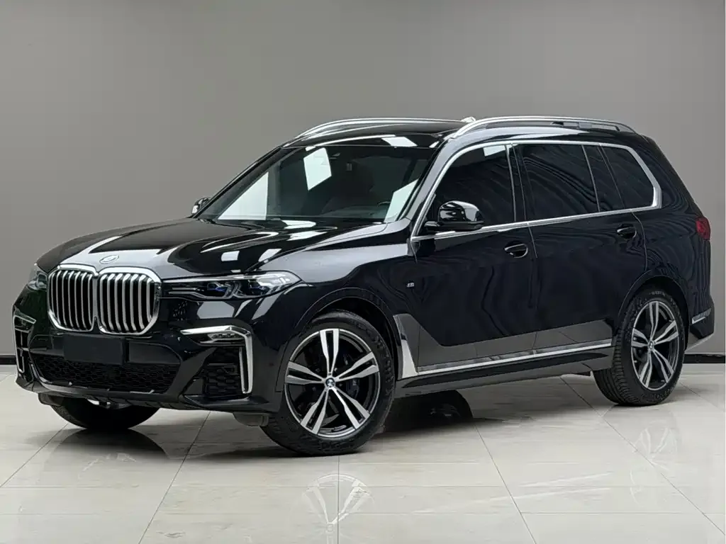 BMW X7 — фото 1