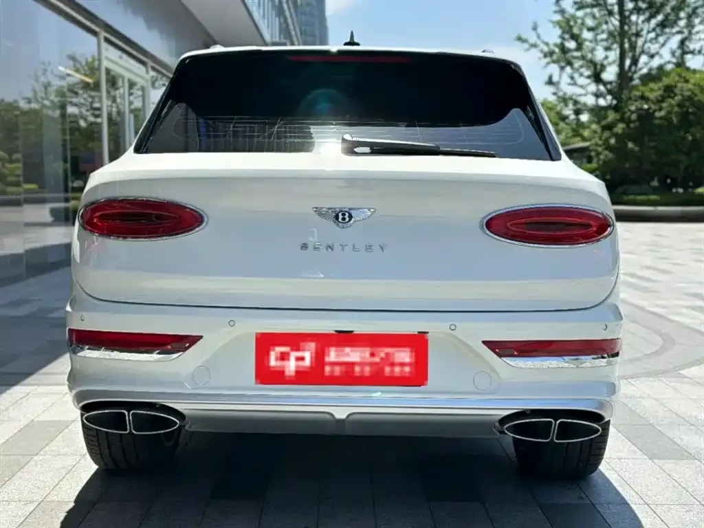 Bentley Bentayga — фото 4