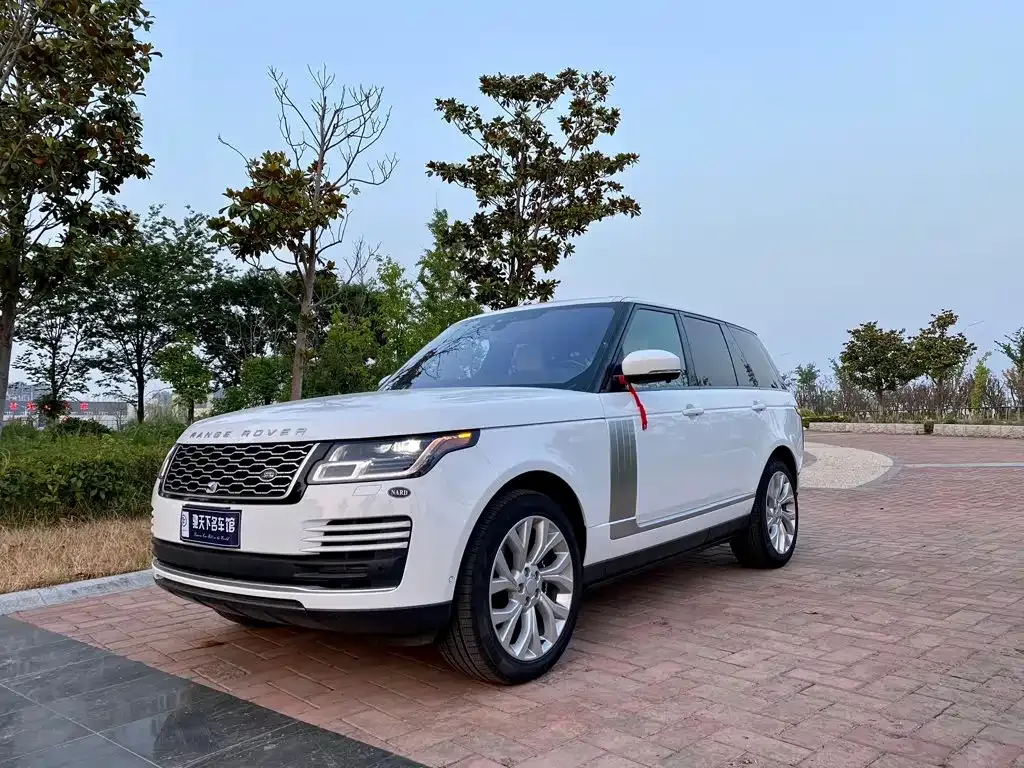Land Rover Range Rover — фото 1