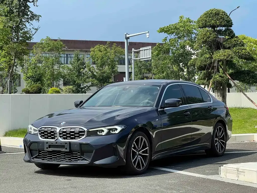 BMW 3 Series — фото 1