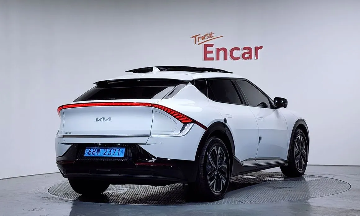 Kia EV6 — фото 5