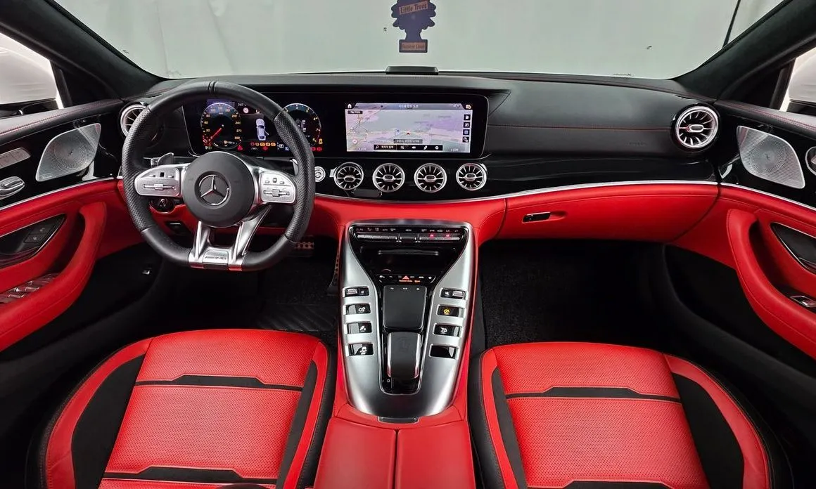 Mercedes-Benz AMG GT — фото 3