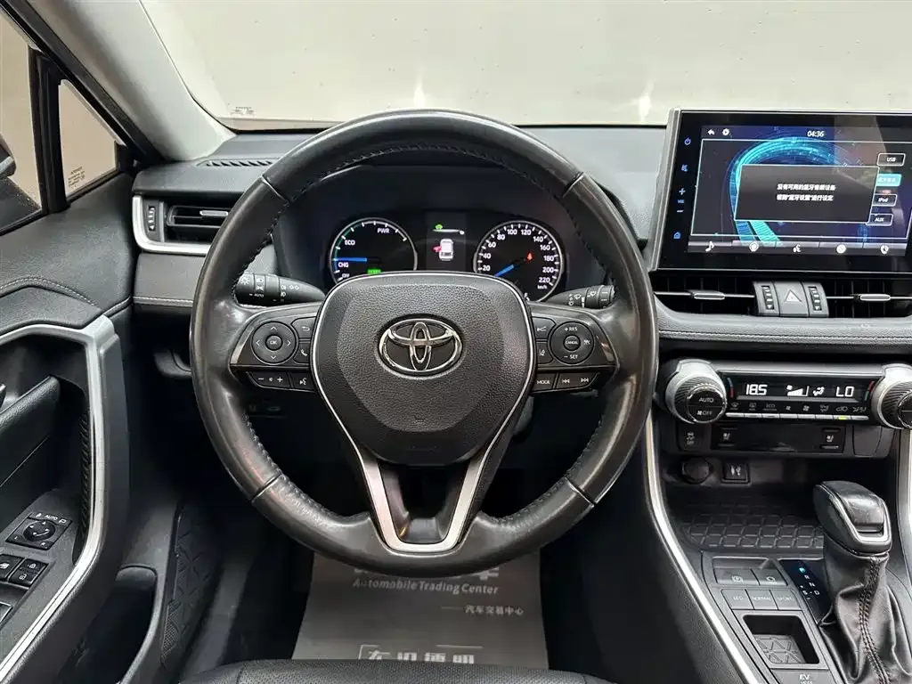 Toyota Wildlander — фото 10