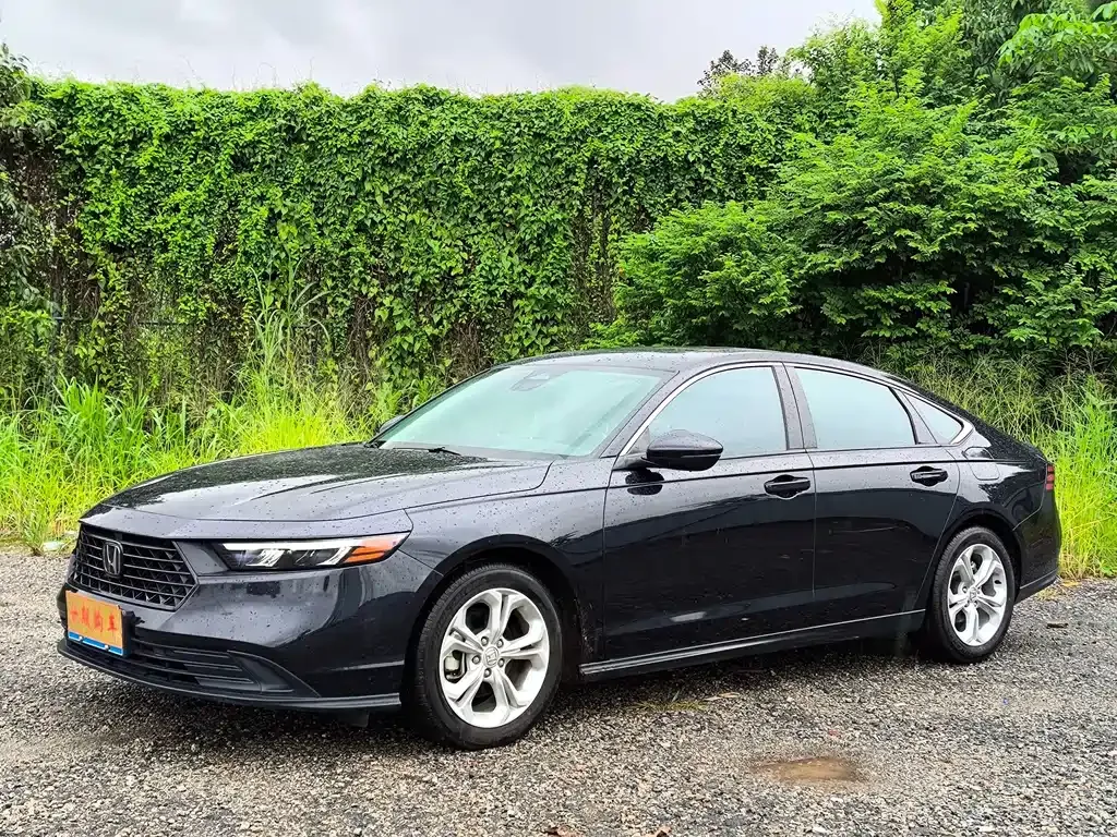 Honda Accord — фото 6