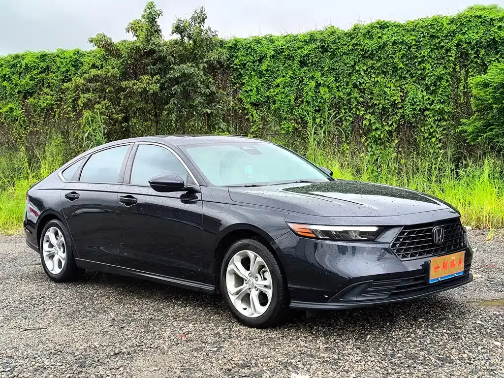 Honda Accord — фото 5