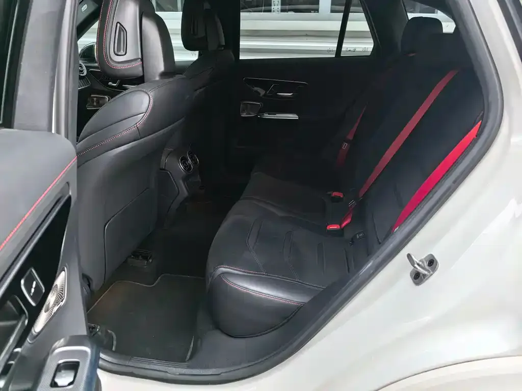 Mercedes-Benz GLC AMG — фото 2