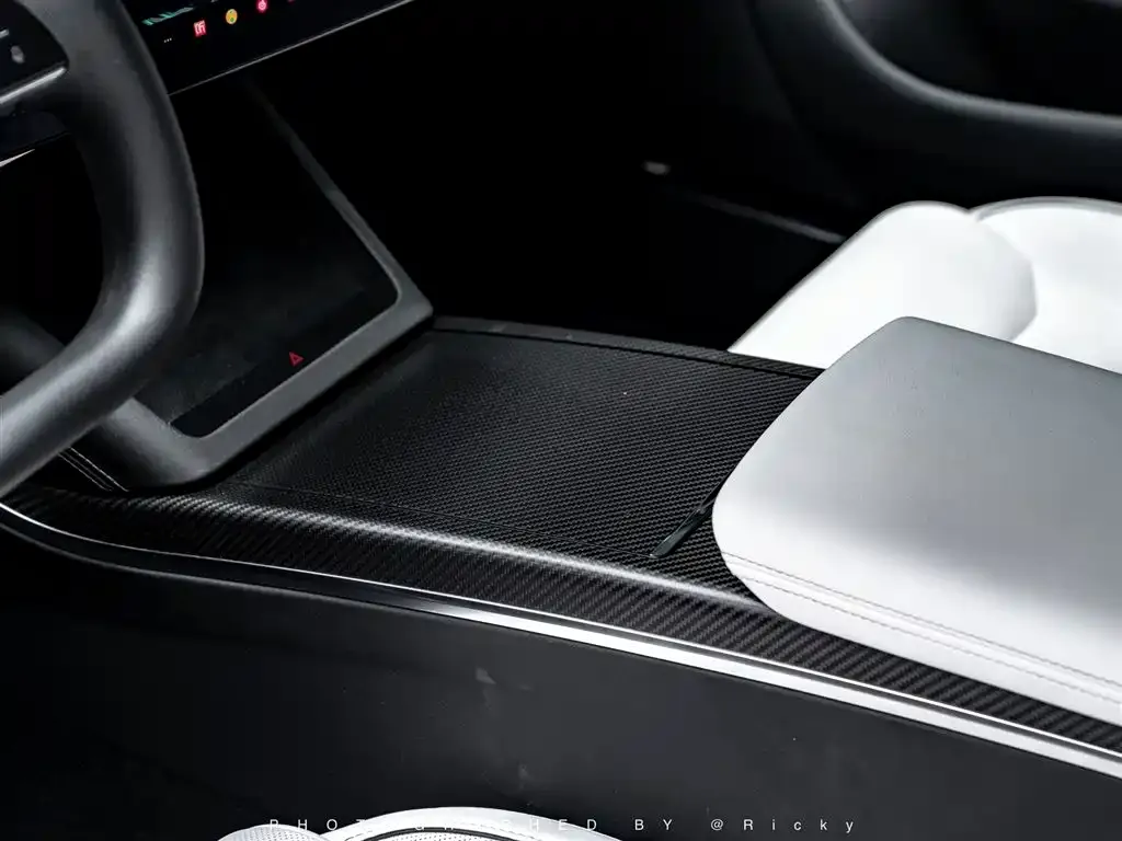 Tesla Model S — фото 2
