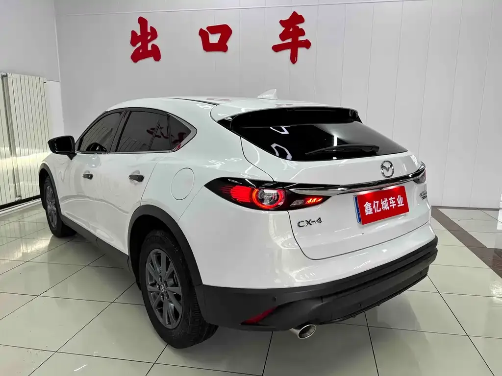 Mazda CX-4 — фото 7