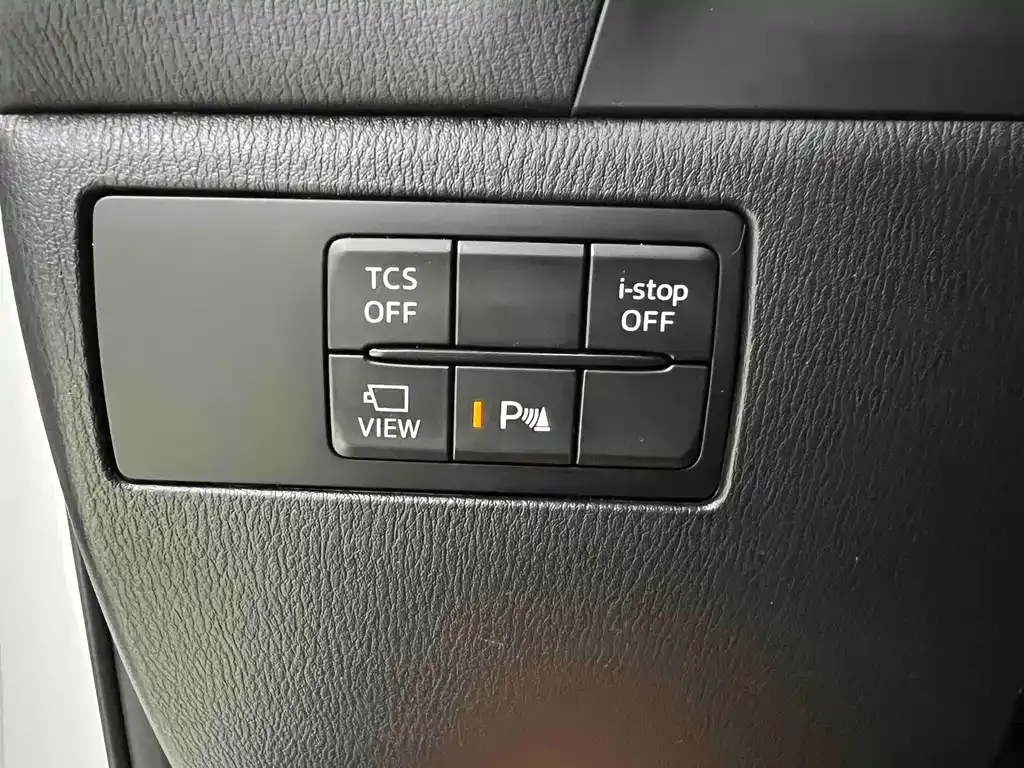 Mazda CX-4 — фото 4