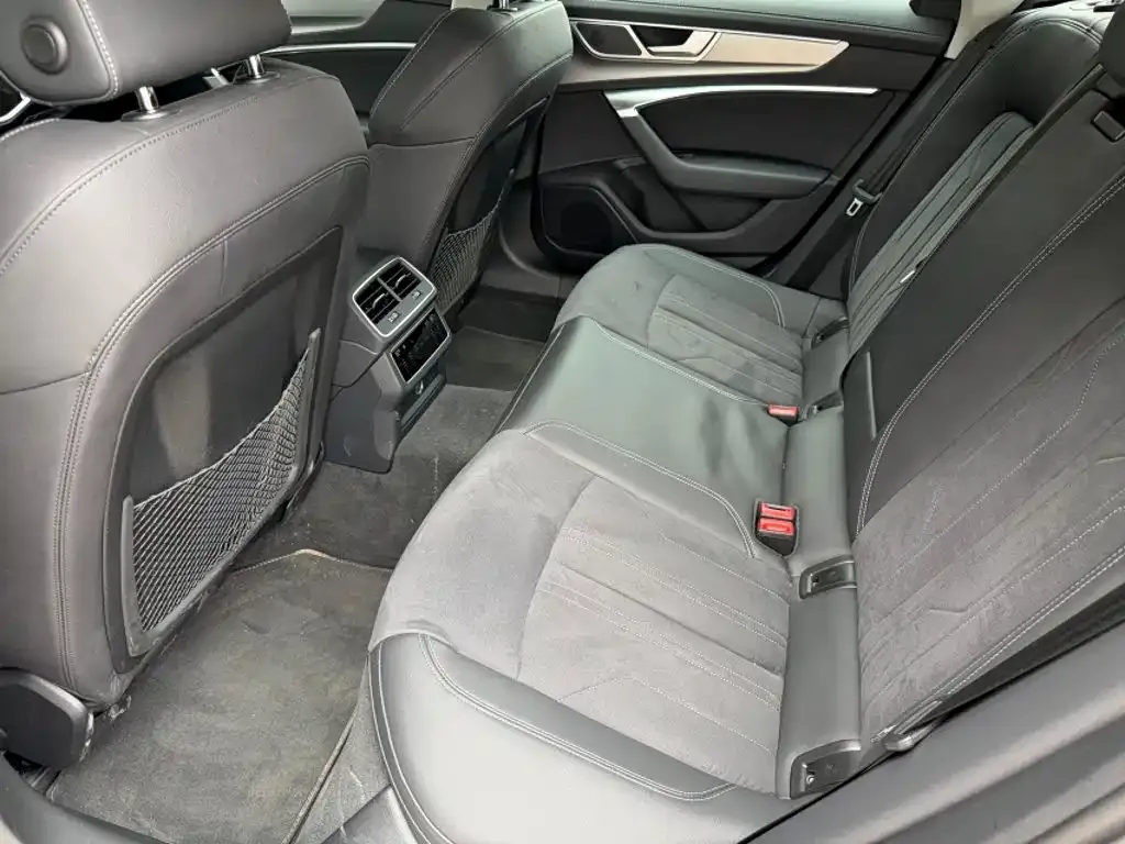 Audi A6 (Import) — фото 6