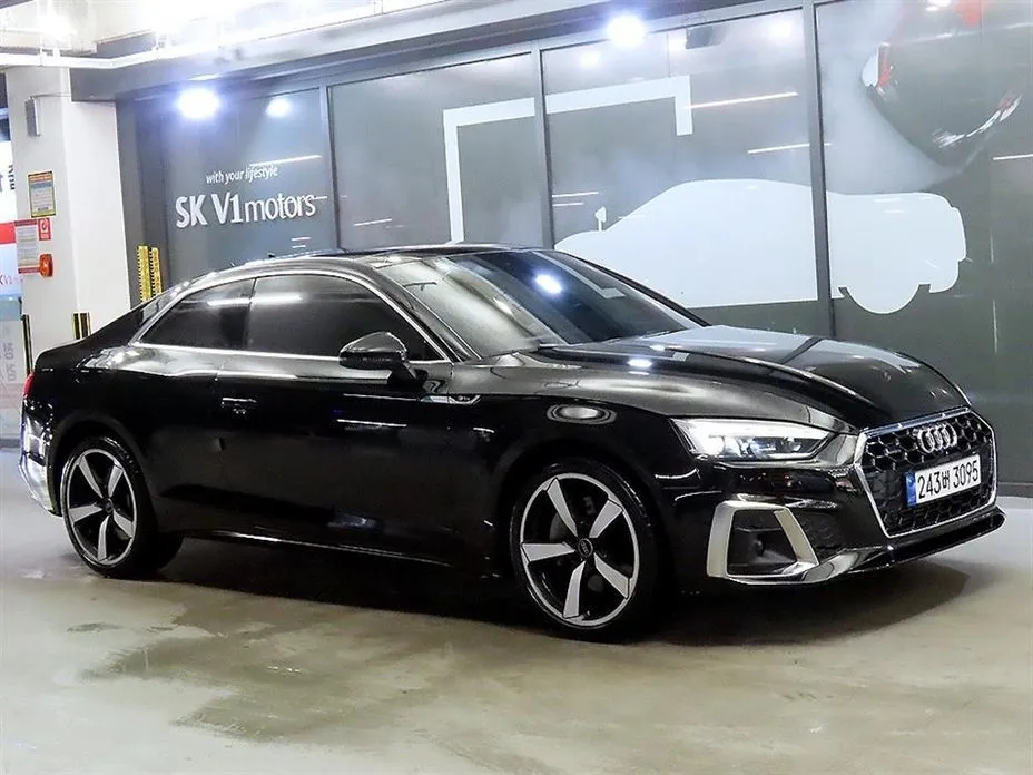 Audi A5 — фото 1