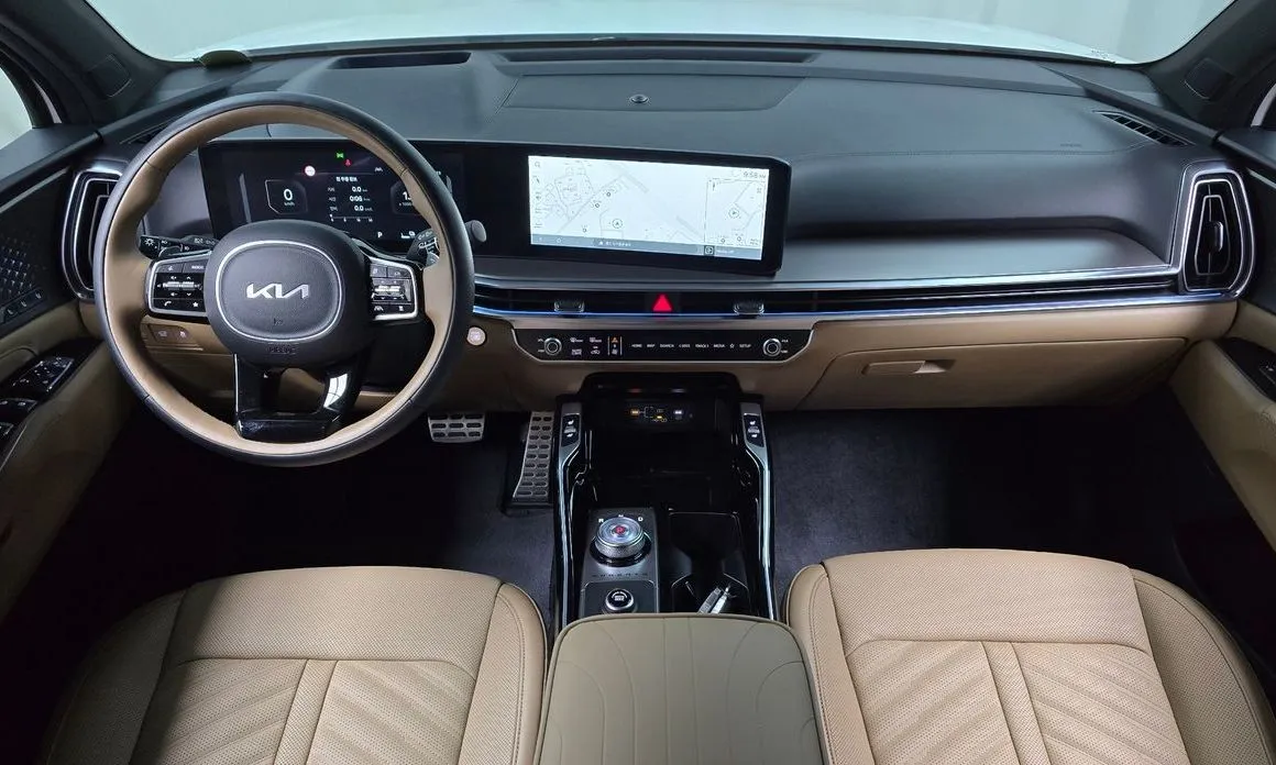 Kia Sorento — фото 9