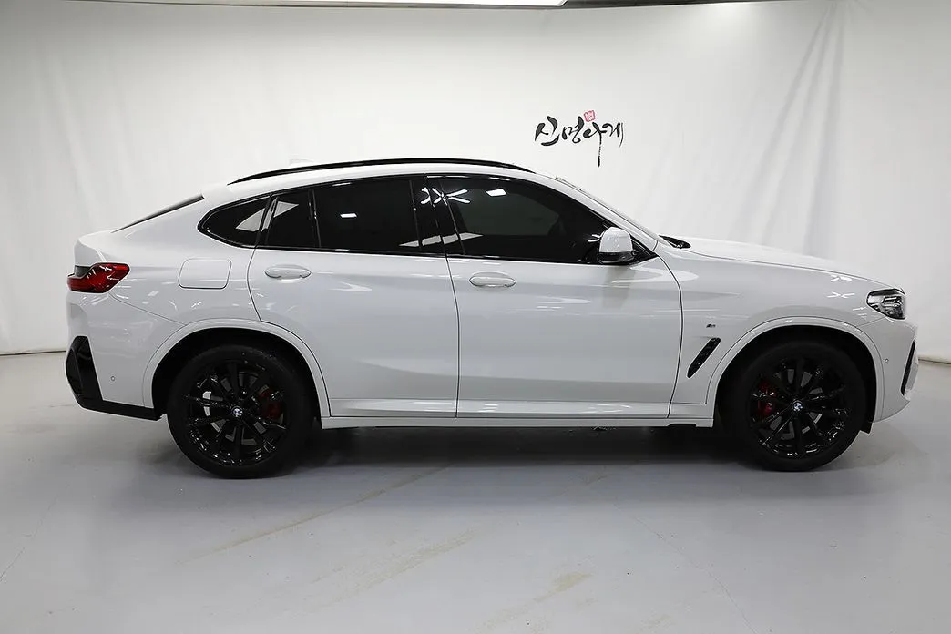 BMW X4 2025 из KR, фото 9