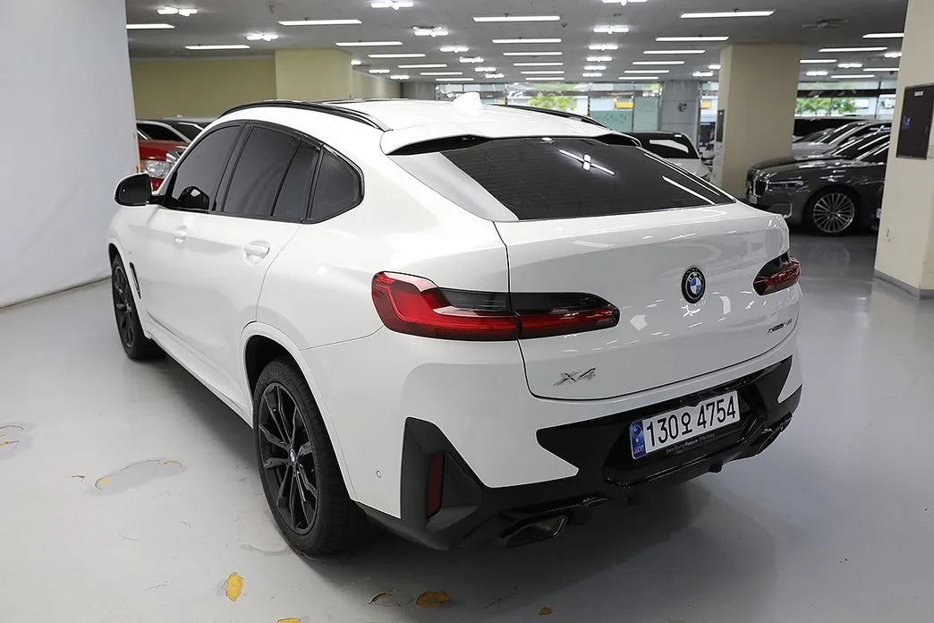 BMW X4 2025 из KR, фото 5