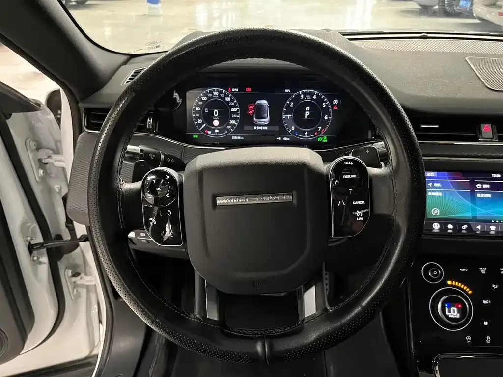 Land Rover Evoque — фото 9