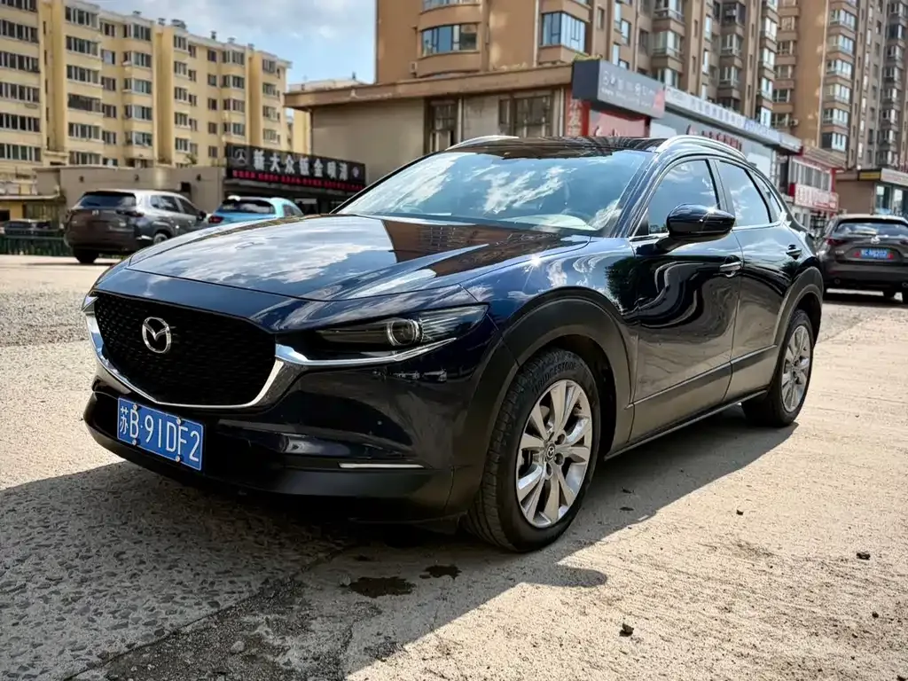 Mazda CX-30 — фото 1